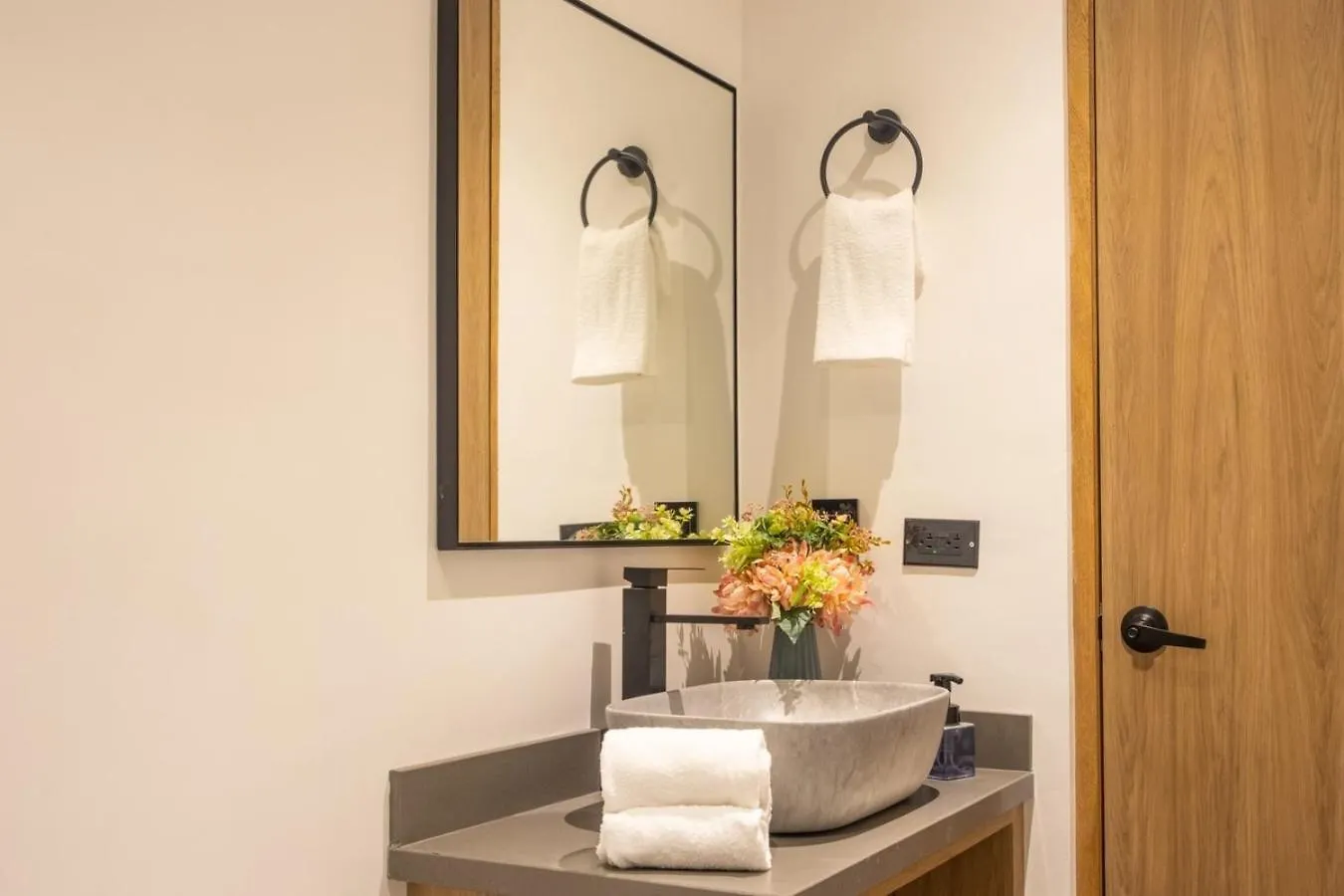 Stadios Cozy Rosa Negra Suite Medellín